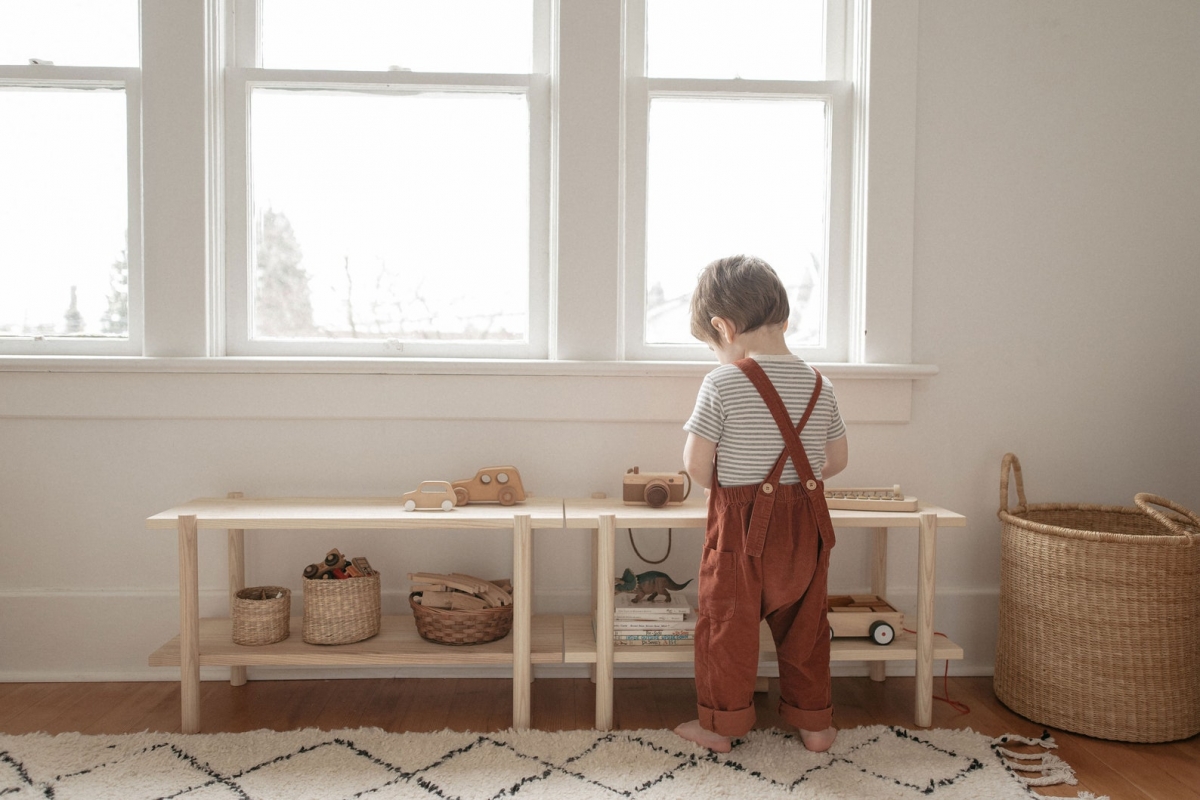 montessori shelves