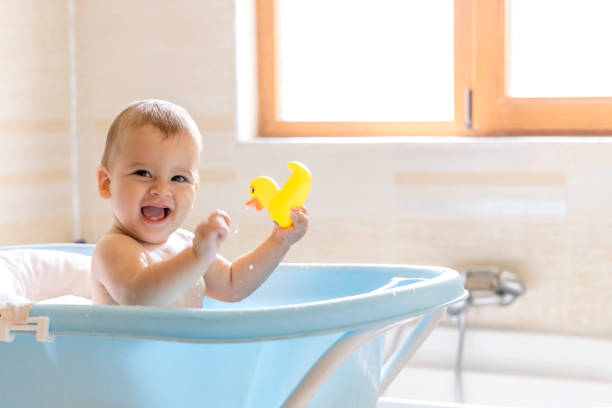 The 12 Best Baby Bath Tubs: Selecting the Right Bathtub for Your