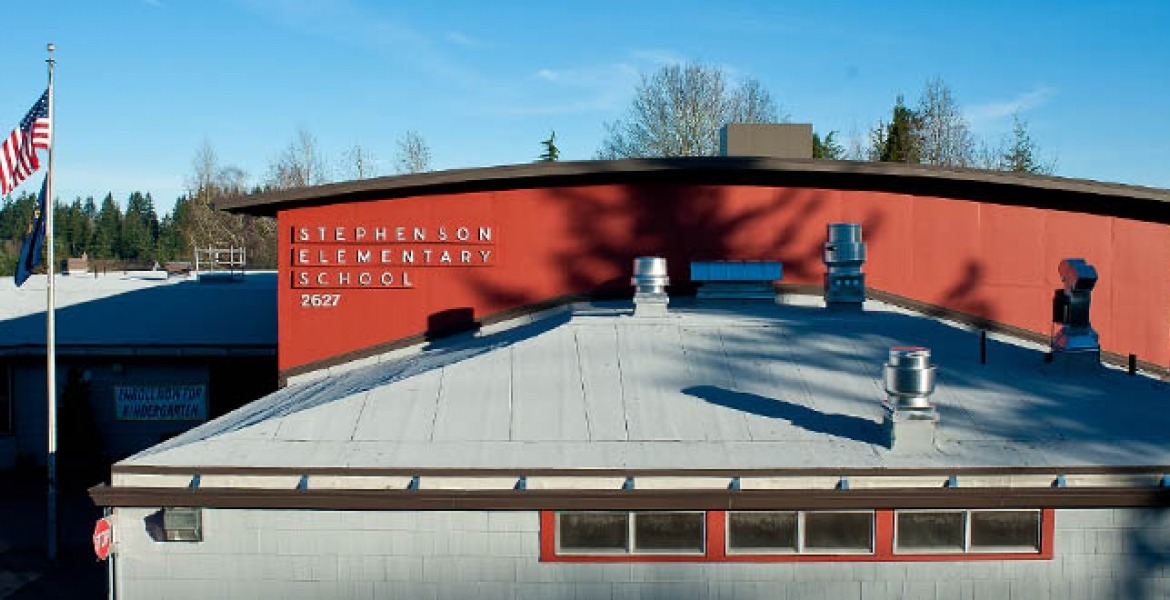 MECP Stephenson Elementary Paper Pinecone