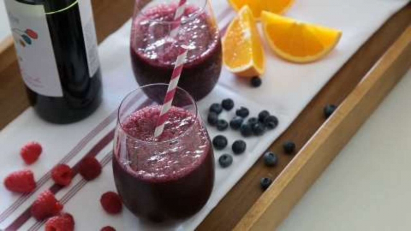 berry sangria